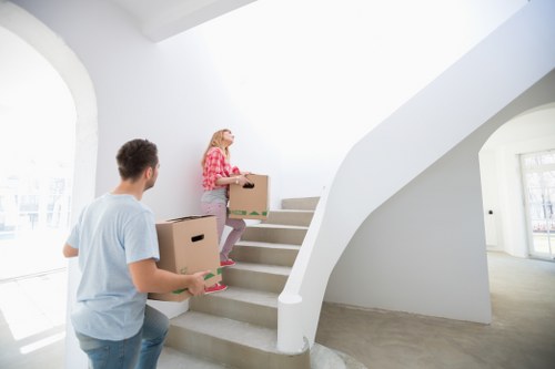 Secure loading of furniture into a moving van