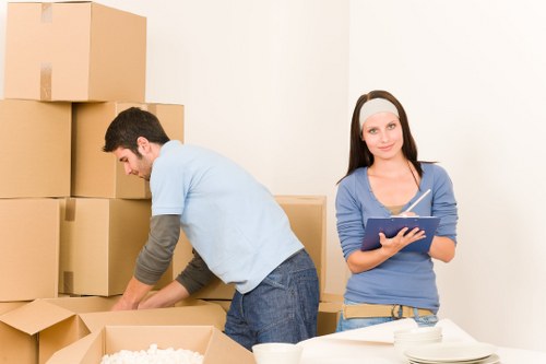 Responsible waste separation and recycling during a Kingston move
